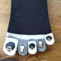 【新品】ユニークな五本指ハイソックス