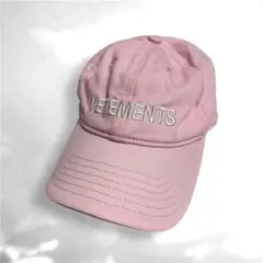 vetements ヴェトモン キャップ limited edition ピンクのサムネイル