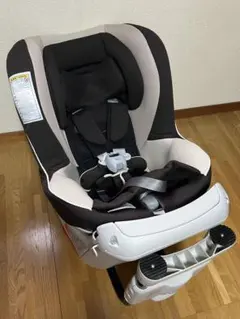 AILEBEBE エールベベ クルット NTプレミアム チャイルドシート 回転式