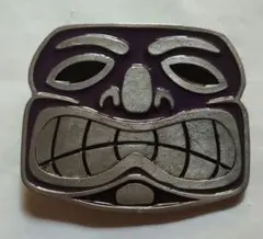 紫色のマスクデザイン バックル 2004年製 from USA