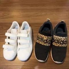 adidas スニーカー