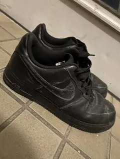 NIKE AIR FORCE 1 ブラック スニーカー訳あり