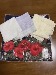 花柄とレースのハンカチ4枚セット