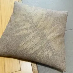 クッションカバー 45×45cm ベージュ ブラウン リーフ柄 葉っぱ ゴールド