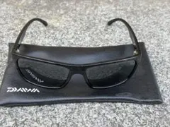 DAIWA サングラス 偏光グラス ブラックのサムネイル