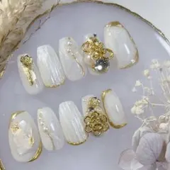 Item thumbnail for item c00e384e-10b5-4dc8-a3a6-efee06796bda