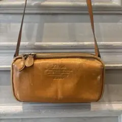 Dakota　ショルダーカメラバッグ　スクエア　ラムレザー