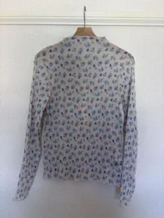 SHEIN 花柄トップスのサムネイル
