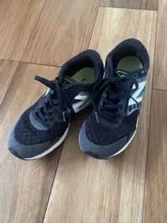 キッズスニーカー★22cm