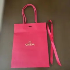OMEGA 赤 ショップ袋のサムネイル