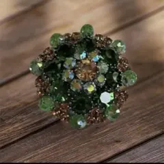 オーストリア製 ヴィンテージブローチ ビジュー グリーン系