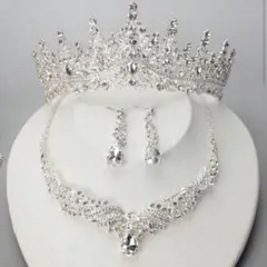 4点セット クリスタルティアラ ネックレス ピアス