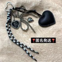 最終価格❣️ じゃらじゃらキーホルダー　ハート　リボン　黒　フォトフレーム　推し活