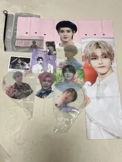 NCT テヨン グッズ まとめ売り うちわ スローガン トレカ