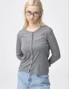 GU シアー　カーディガングレー ボタン付きカーディガン