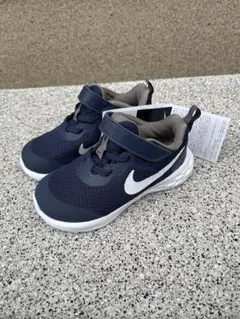 キッズスニーカー