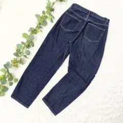美品❗️【ユニクロ】ペグトップハイライズジーンズ テーパードデニム 濃紺のサムネイル