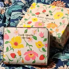 kate spade 花柄 フラワー 二つ折り財布 kate spade NEW YORK（ケイト・スペード ニューヨーク） 並行輸入