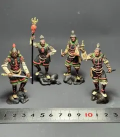 古代武士人形 精巧な鎧付き 武者人形 3体揃い 精巧 金襴衣装 鎧 骨董 アンティーク 五月飾り 日本