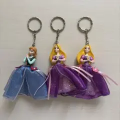 ディズニー　プリンセスキーホルダー　ラプンツェル　　　アナ雪