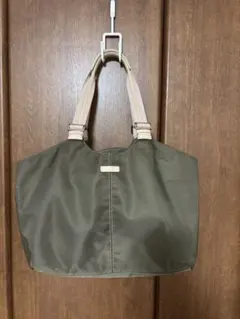 美品)大人気、アニエスベー、ハンドバッグ、3層式、人気色、カーキ 