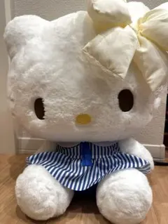 キティちゃんぬいぐるみ