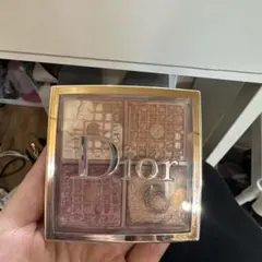 Dior D.P.ブラックテージ ハイライトパウダー 4色