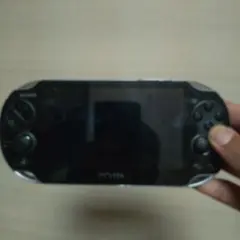 プレステVitaブラック (充電方法がないためジャンク扱い)