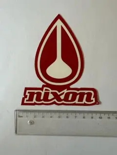 NIXON 非売品 ステッカー 赤/白