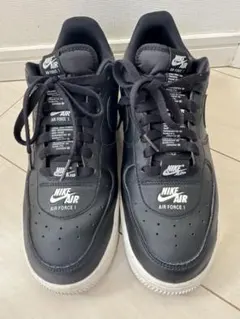 Air Force 1 Low '07 LV8 3 ブラックCJ1379-001