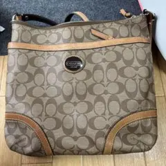 COACH モノグラムショルダーバッグ