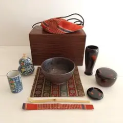 【新品未使用】金箔装飾の茶箱 茶道具一式付き 楽天市場】茶箱 茶道 中古の通販