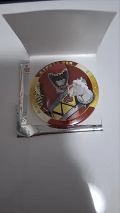 スーパー戦隊　スイパラ　キョウリュウレッド　缶バッジ