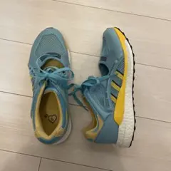 adidas×HUMAN MADE ランニングシューズ