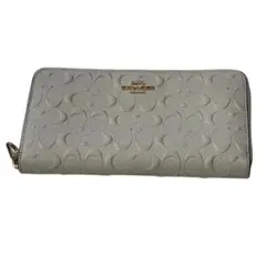 COACH エンボス加工 オフホワイト 長財布