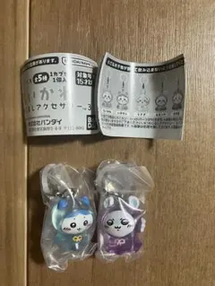 ちいかわめじるしアクセサリー3 ハチワレ　モモンガ　2種セット