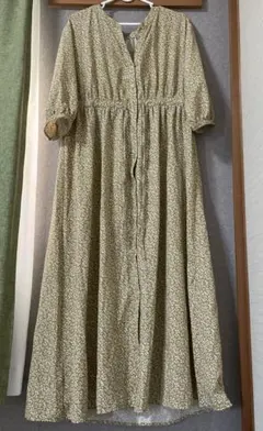 アイテムズアーバンリサーチ　ロングワンピース　半袖