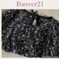 【新品未使用】　Forever21 ブラウス　バックリボン　ブラック　サイズS
