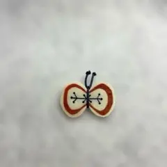 チョウブローチ