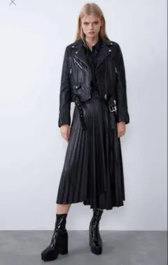 ZARA レザー風　巻きスカート　xsのサムネイル