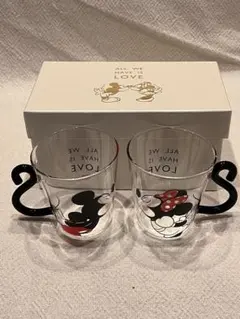 【新品】ディズニー　ミッキーミニーペアグラスセット　お祝い品　結婚祝い