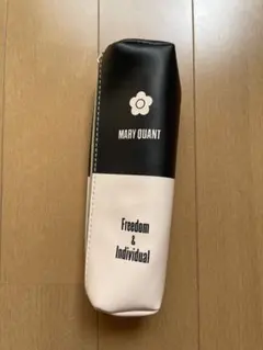 MARY QUANT ポーチ　ペンケース　コスメのサムネイル