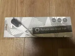 アゲツヤ　ポータブルミニブラシアイロン　QS-17108-W