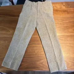 ベージュ スラックス