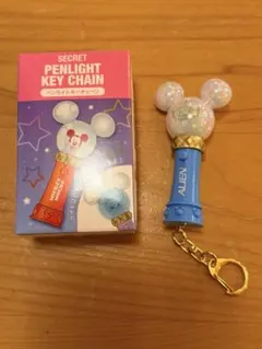 ディズニーストア シークレット ペンライトキーチェーン エイリアン　青