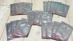 【個包装25枚】POLA カラハリ　フェイスマスク　パックのサムネイル