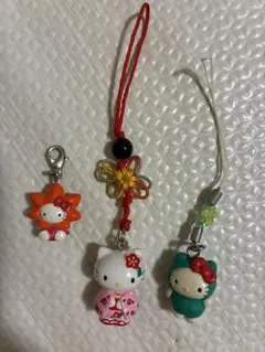 ハローキティ御当地 ストラップ　チャーム　３個セット