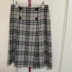 ✨週末限定お値下げ✨BURBERRY スカート チェック柄 ひざ下丈　38