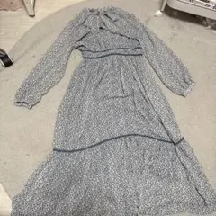 INGNI 花柄ボウタイ　ワンピース