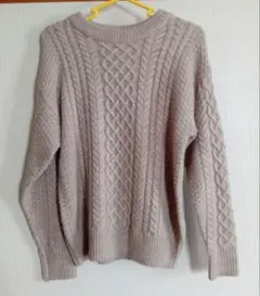 CINEMA CLUB　ニットセーター　Sサイズ